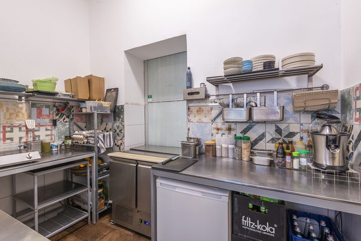 Attraktives Café im Herzen von Berlin Charlottenburg, Foto 17