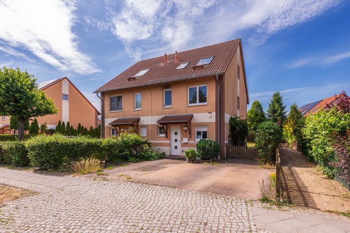 Großzügige Doppelhaushälfte in familienfreundlicher Lage von Berlin-Staaken, Foto 3